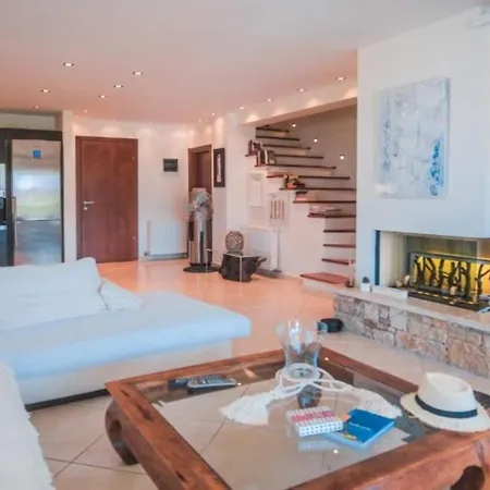 Zennova #17 Lydia Luxury Pool Villa, Elani *