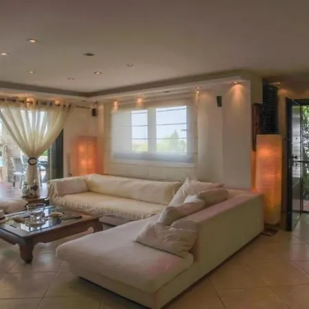 Zennova #17 Lydia Luxury Pool Villa, Elani Siviri