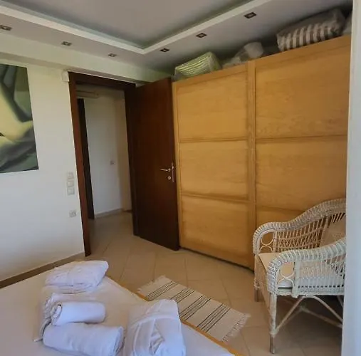 Zennova #17 Lydia Luxury Pool Villa, Elani * Σίβηρη