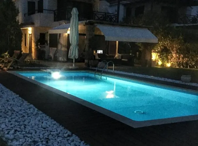 Zennova #17 Lydia Luxury Pool Villa, Elani