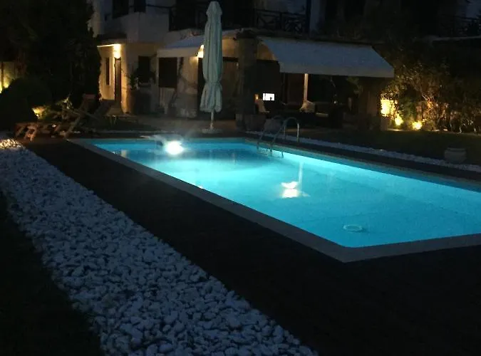 Zennova #17 Lydia Luxury Pool Villa, Elani * Σίβηρη